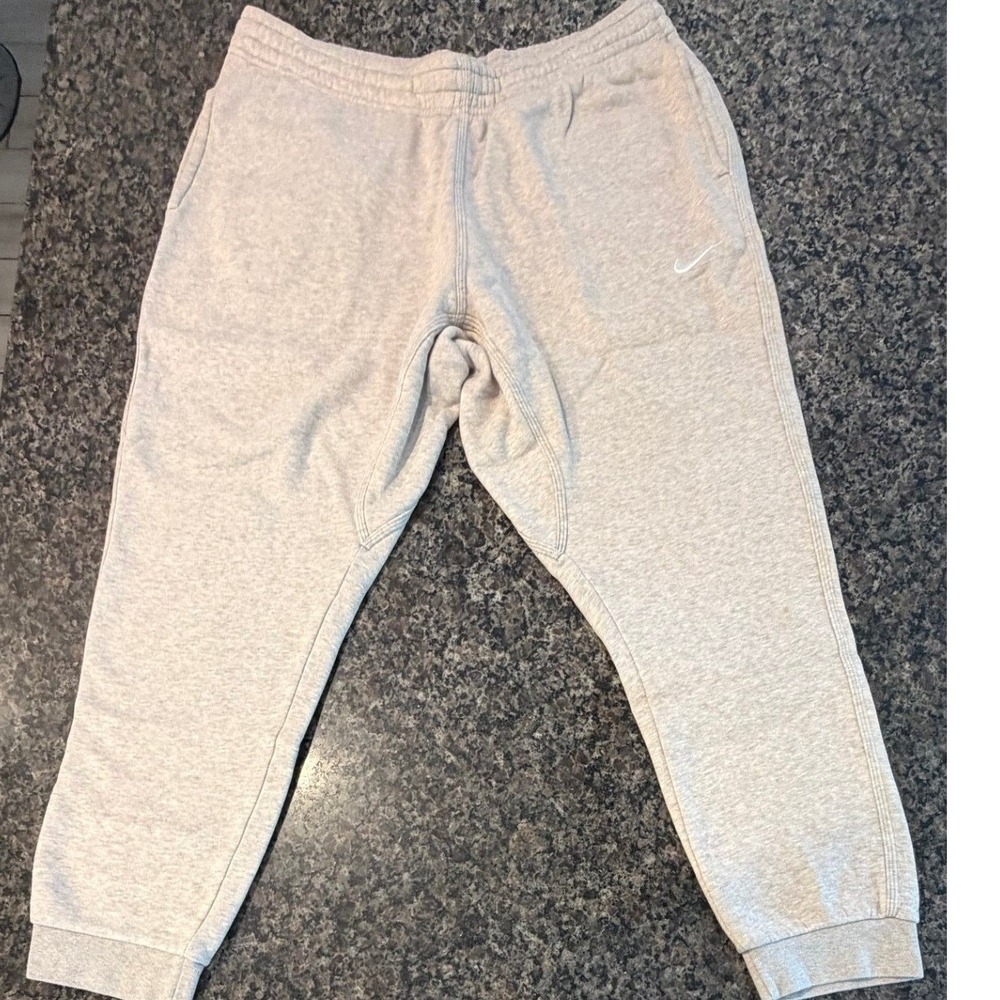 Nike Mens Sportswear Joggers Oatmeal Heather Grey Fleece Sweatpants Small Logo